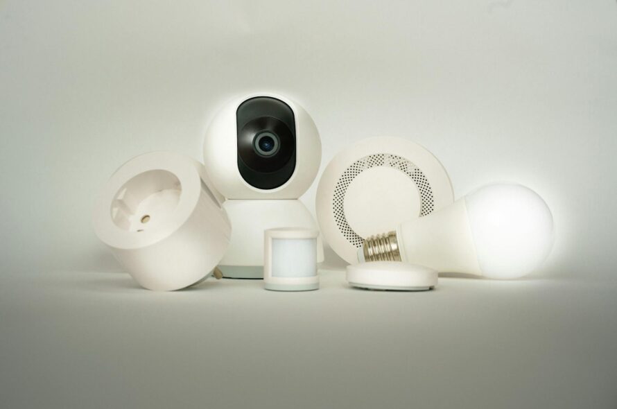Nowoczesne Przestrzenie: Integracja Smart Home w Każdym Pokoju