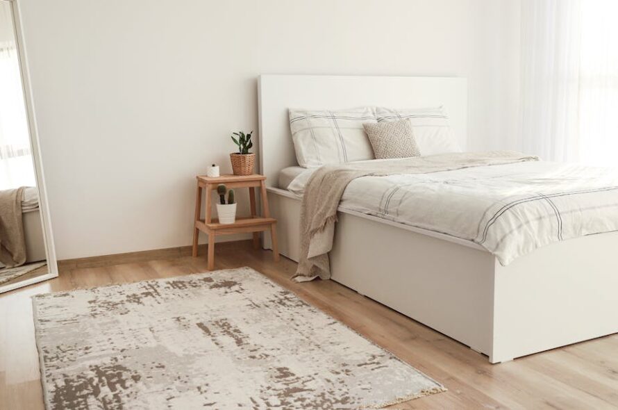 Lamele ścienne i sufity lamelowe: dobór materiału, montaż krok po kroku, akustyka i realne koszty 2025