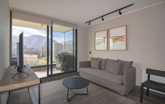 Oświetlenie szynowe 2025 w mieszkaniu: 1-obwodowe vs 3-obwodowe, plan, montaż i realne koszty